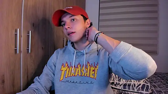 Mastrangelo xxx online show from 10.17.25