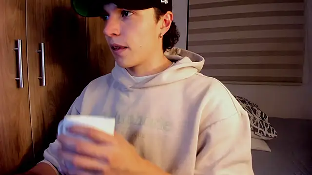 Snapshot of Mastrangelo_xxx chatting on 02.03.26 Mastrangelo xxx online show from 02.03.26