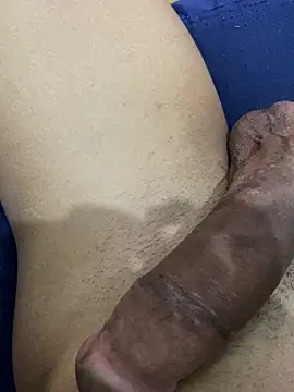 Snapshot of danielpg25 chatting on 03.21.25 danielpg25 online show from 03.21.25