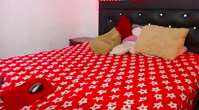 Snapshot of Catalinehot_latin chatting on 02.02.25 Catalinehot latin online show from 02.02.25