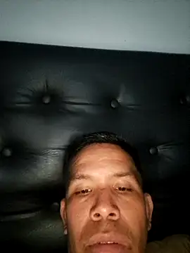 liamlara online show from 10.20.25