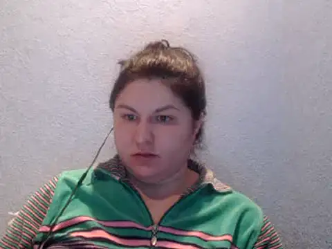 Snapshot of KiraSwee chatting on 01.24.25 KiraSwee online show from 01.24.25