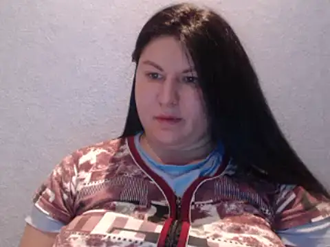 Snapshot of KiraSwee chatting on 02.27.25 KiraSwee online show from 02.27.25