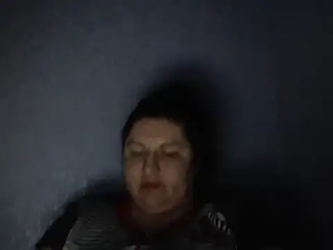 Snapshot of KiraSwee chatting on 03.04.25 KiraSwee online show from 03.04.25