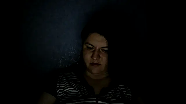 Snapshot of KiraSwee chatting on 03.10.25 KiraSwee online show from 03.10.25