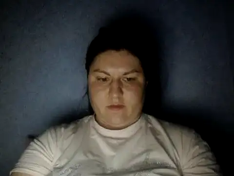 Snapshot of KiraSwee chatting on 03.13.25 KiraSwee online show from 03.13.25