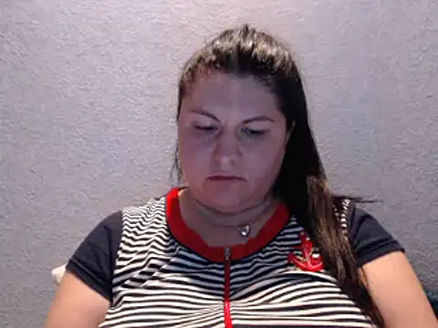 Snapshot of KiraSwee chatting on 09.25.25 KiraSwee online show from 09.25.25