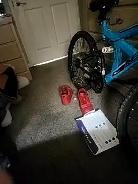 Snapshot of Dara4q chatting on 02.25.25 Dara4q online show from 02.25.25