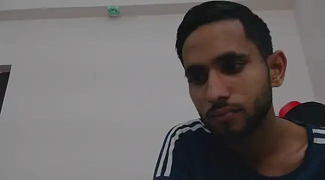 Snapshot of Queen_Couple chatting on 02.19.25 Queen Couple online show from 02.19.25