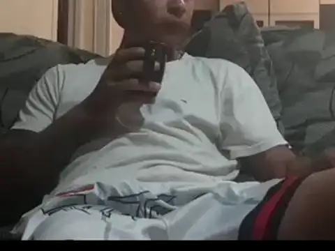 Snapshot of crow07xx chatting on 02.02.25 crow07xx online show from 02.02.25