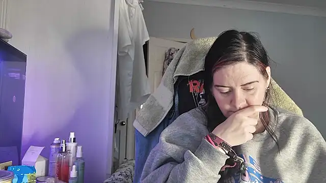 AureliaXOX online show from 01.13.26