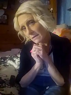 Snapshot of beautifulme23 chatting on 02.11.25 beautifulme23 online show from 02.11.25