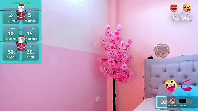 Snapshot of littletammy4u_ chatting on 12.15.25 littletammy4u online show from 12.15.25