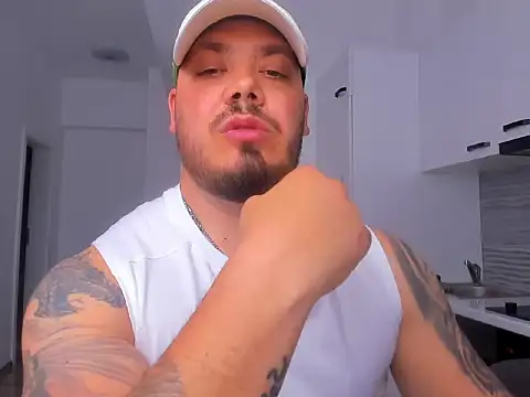 Snapshot of ZackMasterss chatting on 04.19.26 ZackMasterss online show from 04.19.26