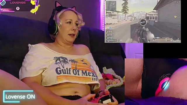 Trixiekittycutie online show from 09.29.25