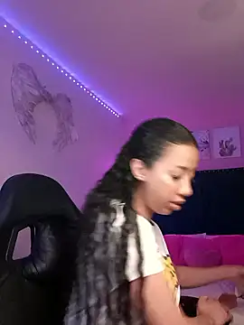 SallyWhitee online show from 01.09.26