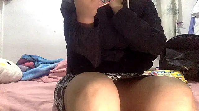 Snapshot of sharonlopez9611 chatting on 02.15.26 sharonlopez9611 online show from 02.15.26