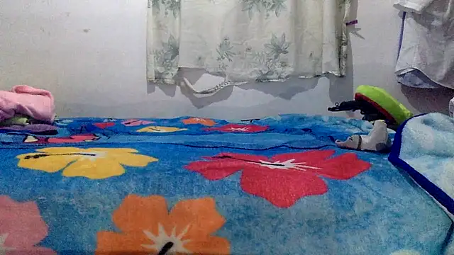 Snapshot of sharonlopez9611 chatting on 02.27.26 sharonlopez9611 online show from 02.27.26