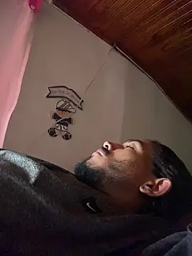 Mineirinho043 online show from 12.16.25