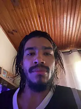 Snapshot of Mineirinho043 chatting on 05.23.26 Mineirinho043 online show from 05.23.26
