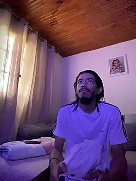 Snapshot of Mineirinho043 chatting on 06.25.26 Mineirinho043 online show from 06.25.26