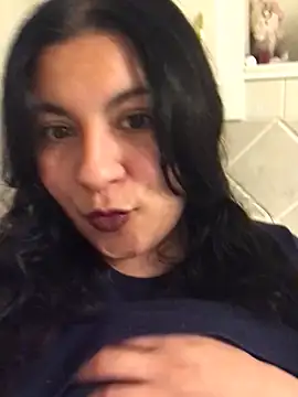 bellaxo online show from 10.21.25