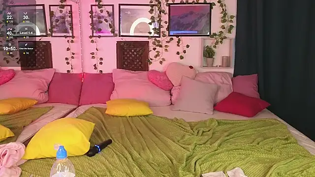 Kira Jin online show from 02.22.25