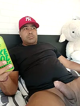 xhoco14 online show from 09.26.25