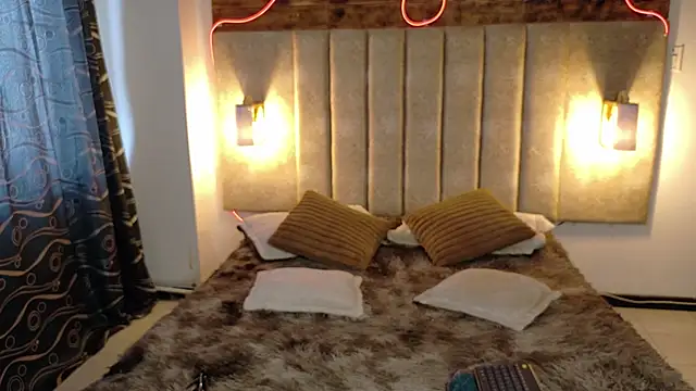 Alektra bryce online show from 09.24.25