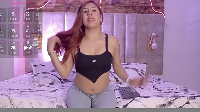 Snapshot of Alektra_bryce chatting on 02.13.26 Alektra bryce online show from 02.13.26