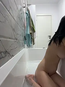 Celine Roxelle online show from 03.19.26