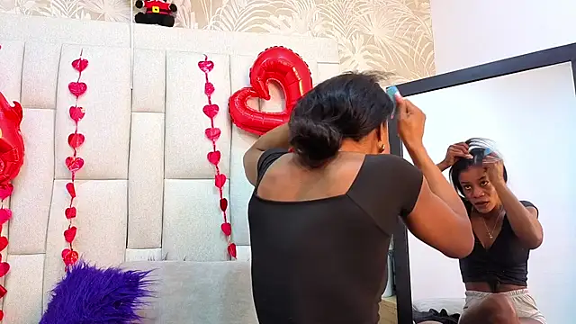 Snapshot of dafnnelewis chatting on 02.20.26 dafnnelewis online show from 02.20.26