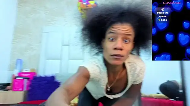 Snapshot of dafnnelewis chatting on 03.21.26 dafnnelewis online show from 03.21.26