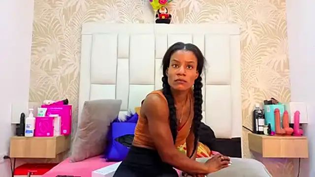 Snapshot of dafnnelewis chatting on 04.07.26 dafnnelewis online show from 04.07.26