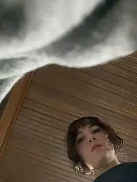 Maggie Geller online show from 03.12.25