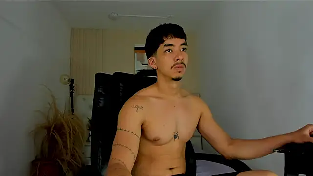 ISAAC CRYSTON online show from 02.16.26