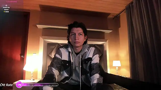Snapshot of Golden-Boyy chatting on 03.17.25 Golden-Boyy online show from 03.17.25