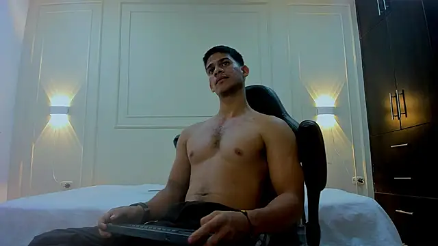 Snapshot of ANDRES_STUD chatting on 02.26.26 ANDRES STUD online show from 02.26.26