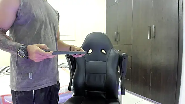 Snapshot of ANDRES_STUD chatting on 05.08.26 ANDRES STUD online show from 05.08.26