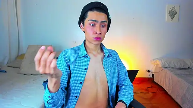 Snapshot of steve__gray chatting on 03.22.25 steve gray online show from 03.22.25