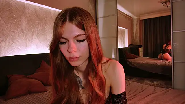 rosy black  online show from 03.14.25