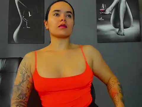 karlyjons12 online show from 11.29.25