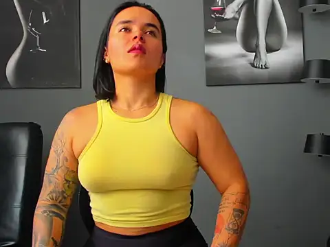 karlyjons12 online show from 03.17.26