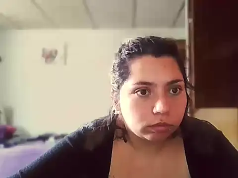 Snapshot of isabellapurple chatting on 02.18.26 isabellapurple online show from 02.18.26