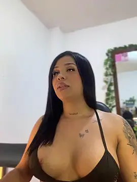 tinalove7 online show from 10.22.25