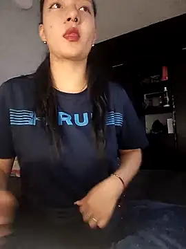 CuteHarper online show from 10.22.25