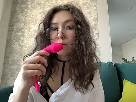 Tw1nFlame online show from 02.11.25