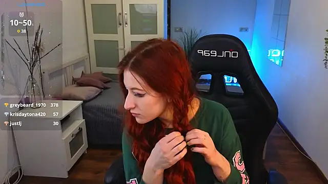 Katy diamond  online show from 03.12.25