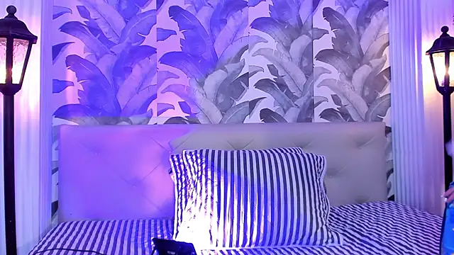 Sami Evanns online show from 10.24.25