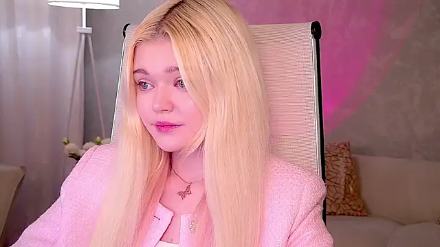 AdeleCartier online show from 04.18.26